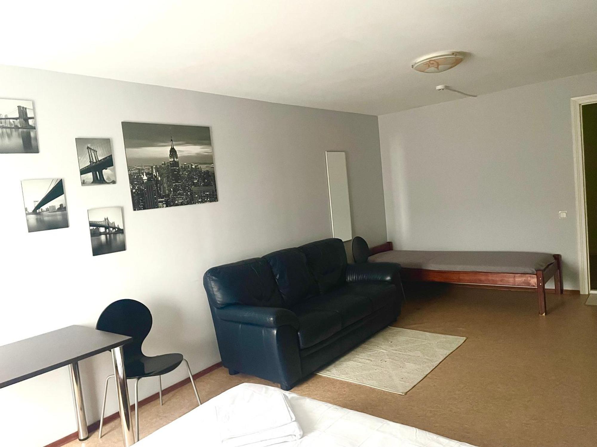 Central Hostel Елгава Экстерьер фото